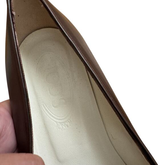 TOD’s Brown Leather Pointed Toe Kitten Heels Womens size 7.5 - Picture 7 of 10